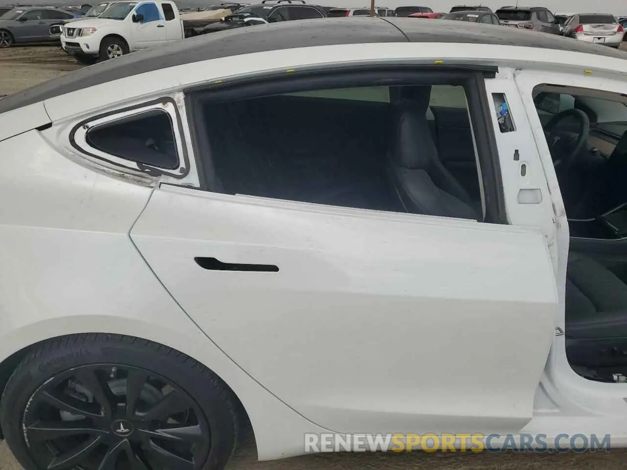 10 Photograph of a damaged car 5YJ3E1EA8KF412886 TESLA MODEL 3 2019