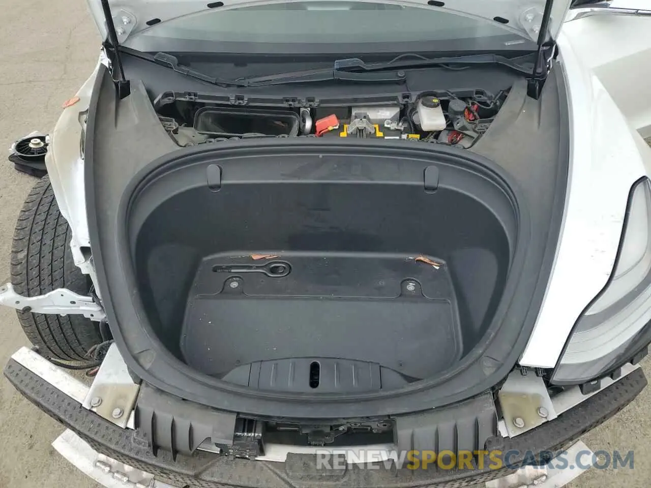 11 Photograph of a damaged car 5YJ3E1EA8KF412886 TESLA MODEL 3 2019