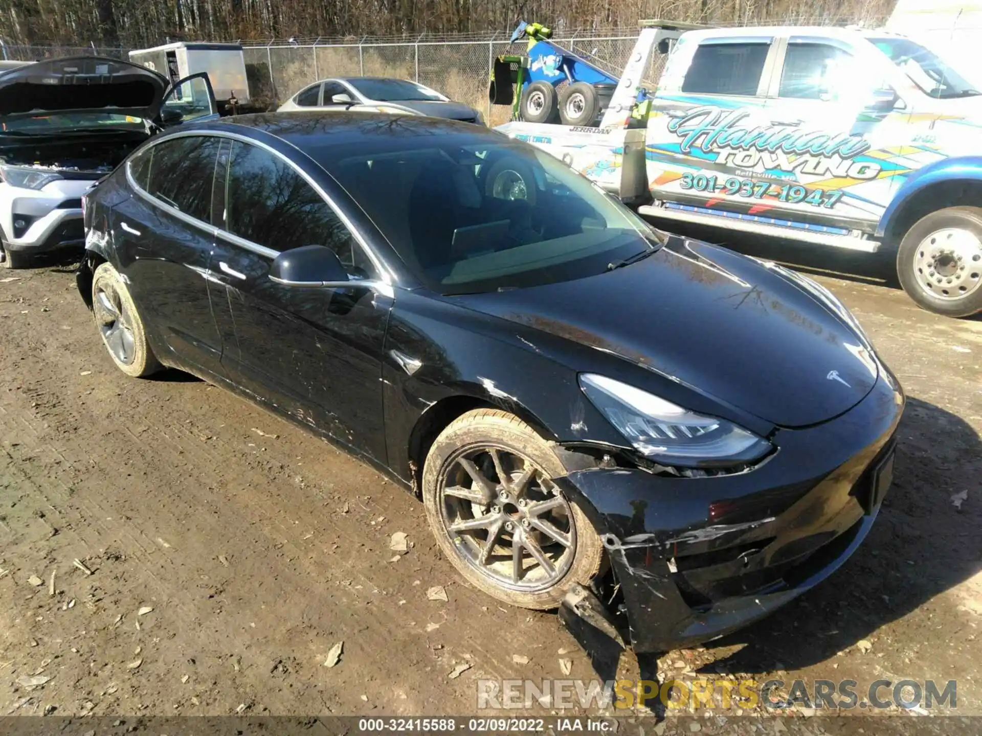 1 Photograph of a damaged car 5YJ3E1EA8KF415819 TESLA MODEL 3 2019