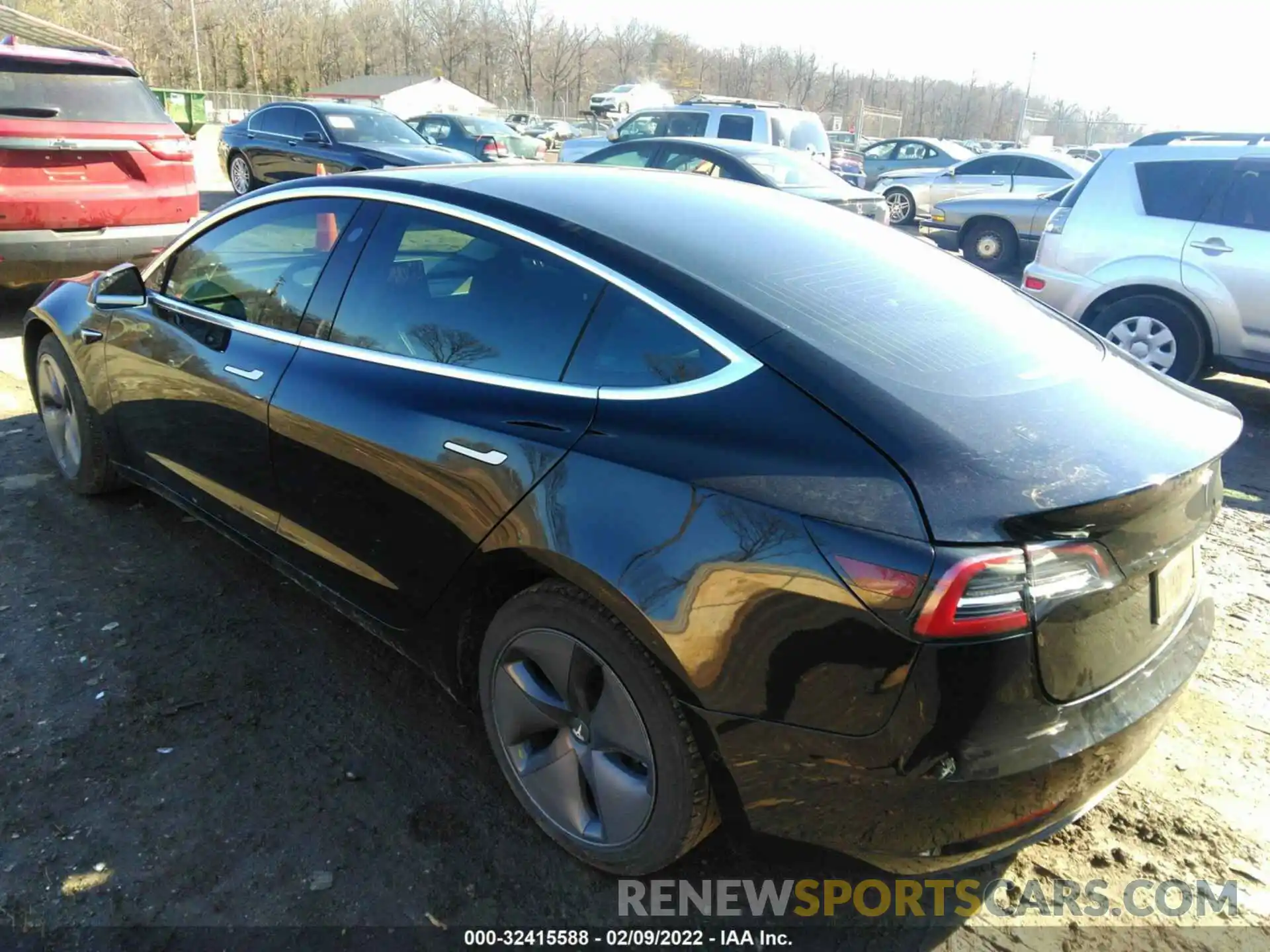 3 Photograph of a damaged car 5YJ3E1EA8KF415819 TESLA MODEL 3 2019