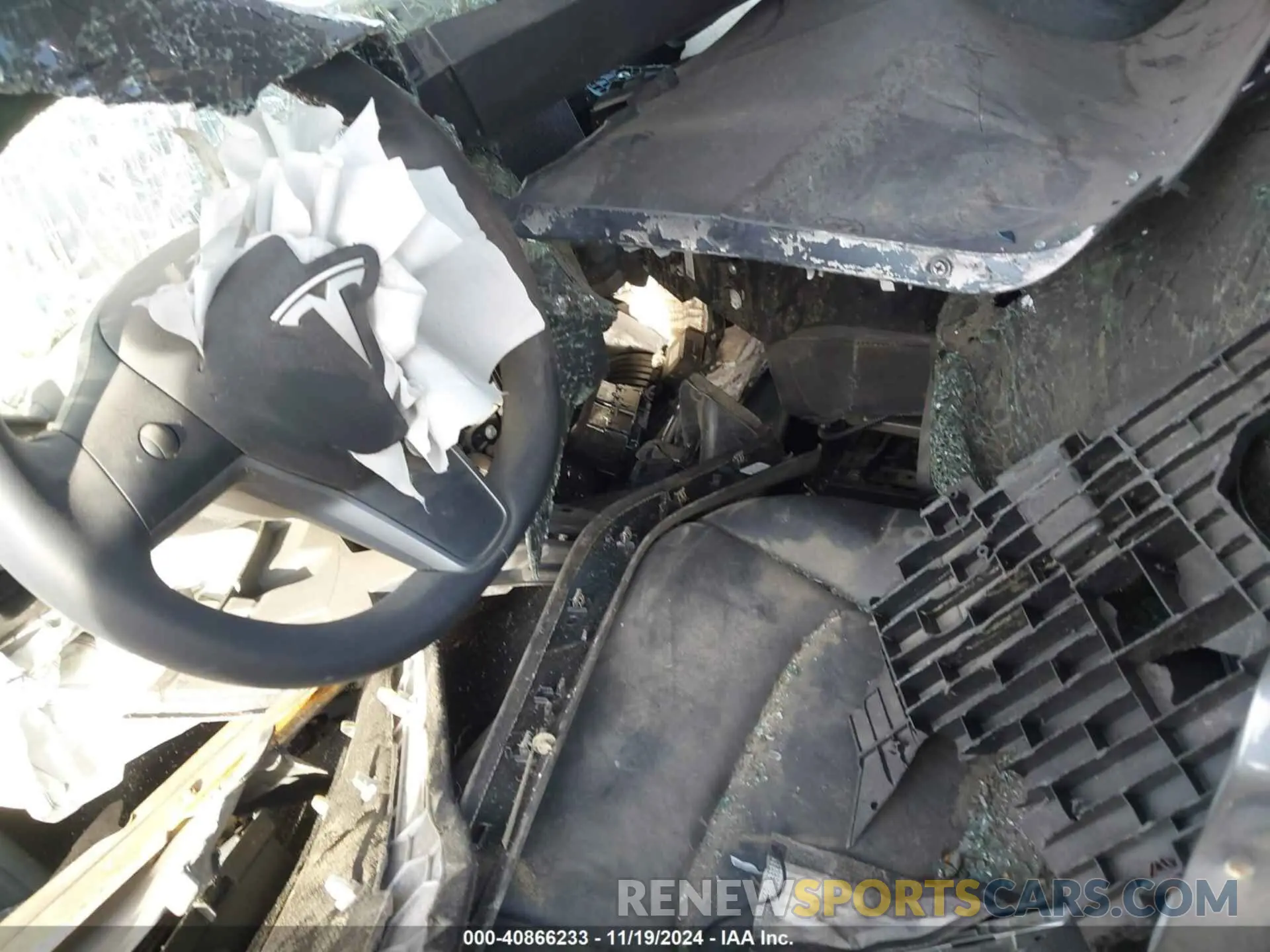 18 Photograph of a damaged car 5YJ3E1EA8KF416159 TESLA MODEL 3 2019