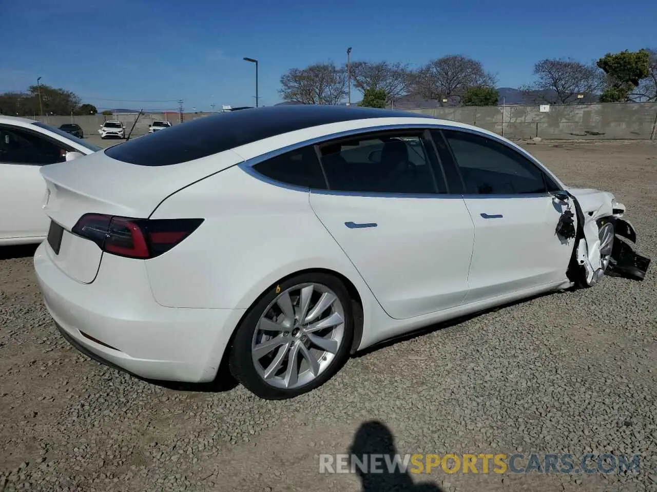 3 Photograph of a damaged car 5YJ3E1EA8KF417568 TESLA MODEL 3 2019