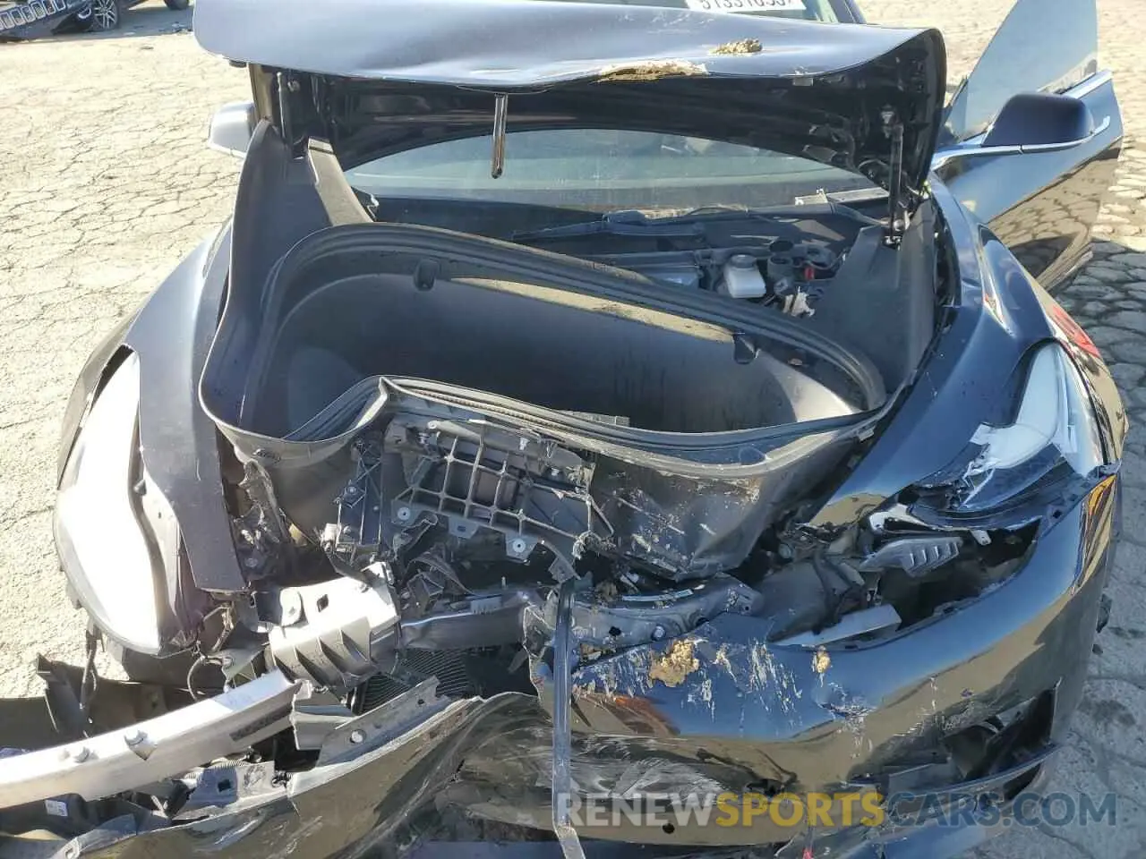 13 Photograph of a damaged car 5YJ3E1EA8KF424584 TESLA MODEL 3 2019