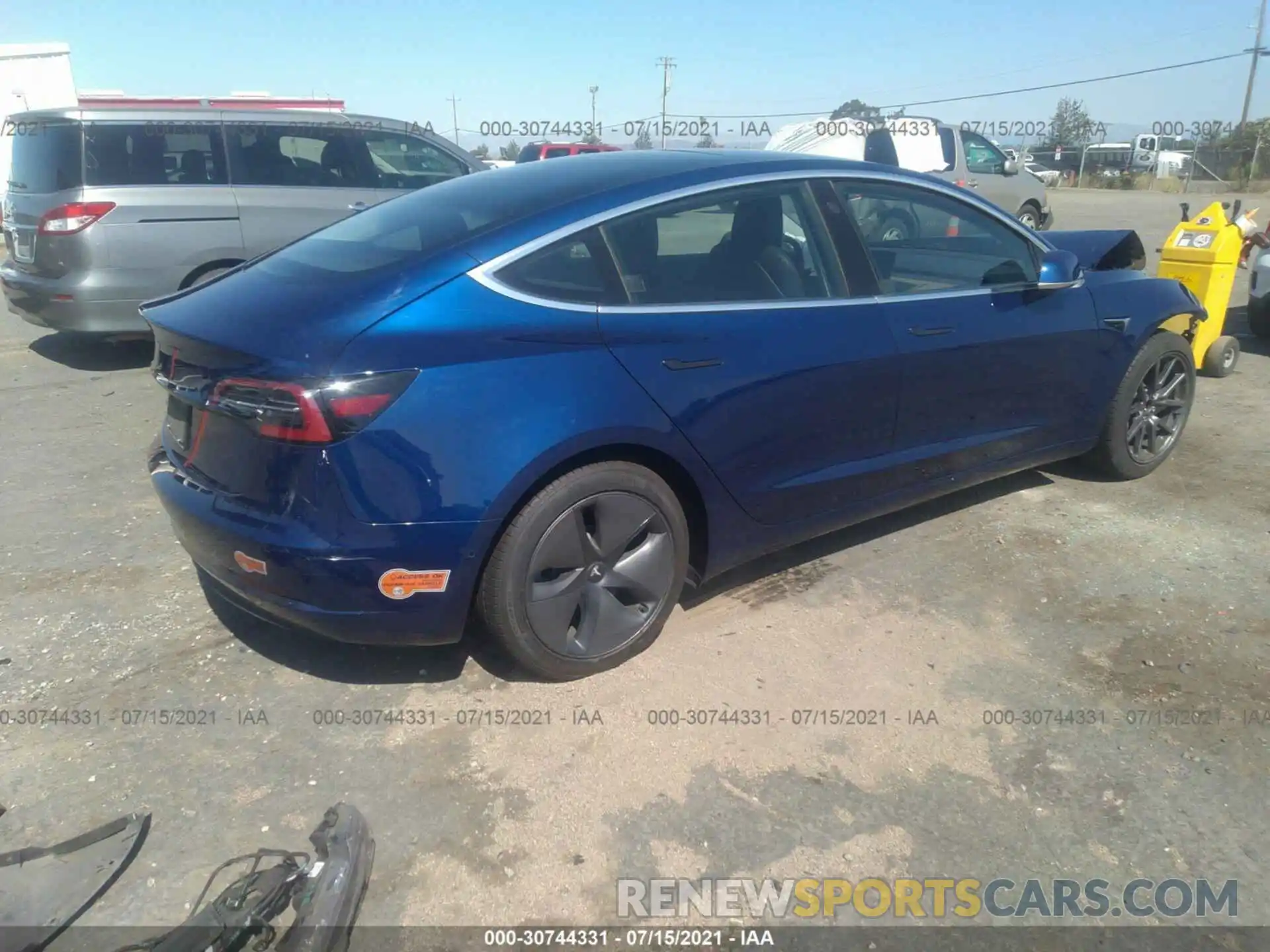 4 Photograph of a damaged car 5YJ3E1EA8KF427095 TESLA MODEL 3 2019