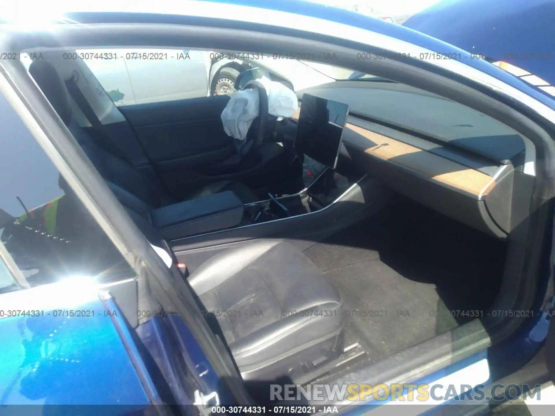 5 Photograph of a damaged car 5YJ3E1EA8KF427095 TESLA MODEL 3 2019