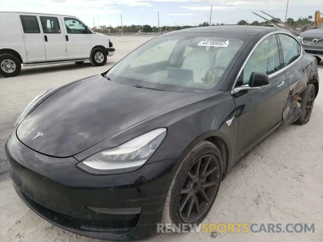 2 Photograph of a damaged car 5YJ3E1EA8KF431325 TESLA MODEL 3 2019