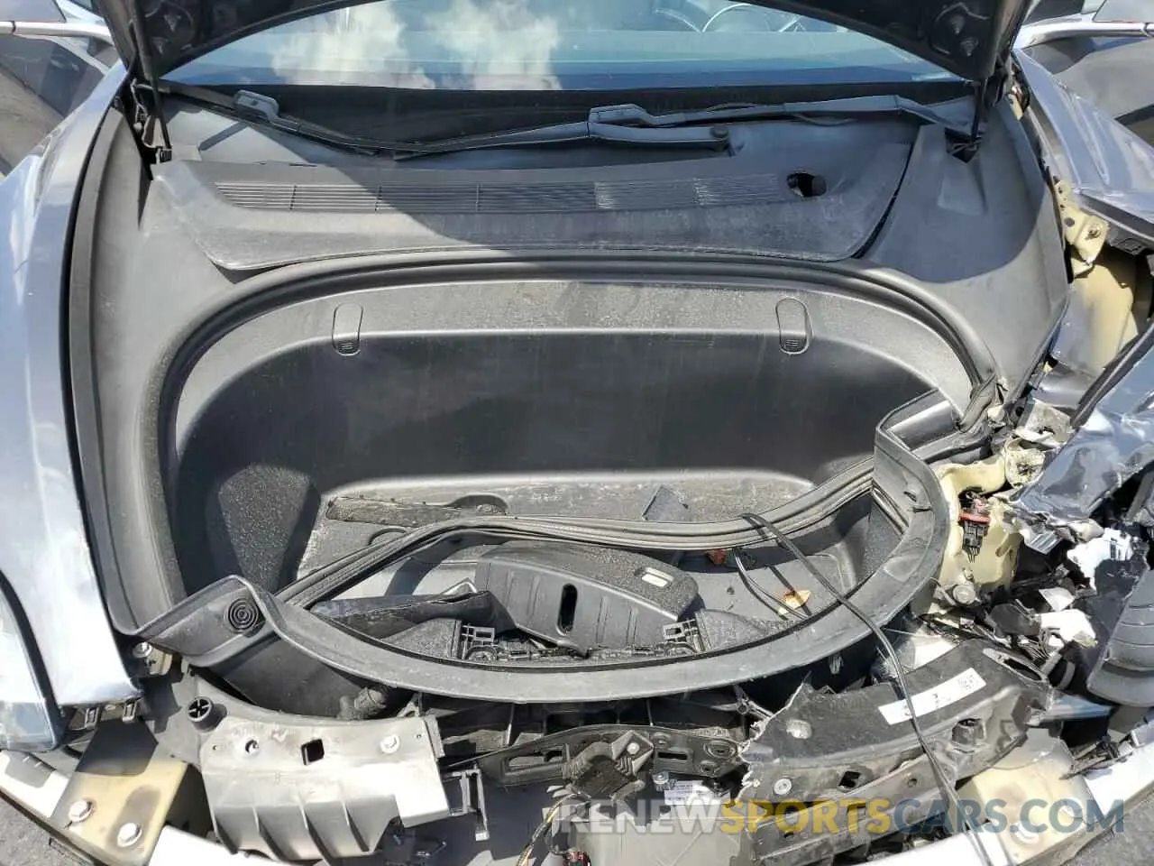 11 Photograph of a damaged car 5YJ3E1EA8KF436363 TESLA MODEL 3 2019