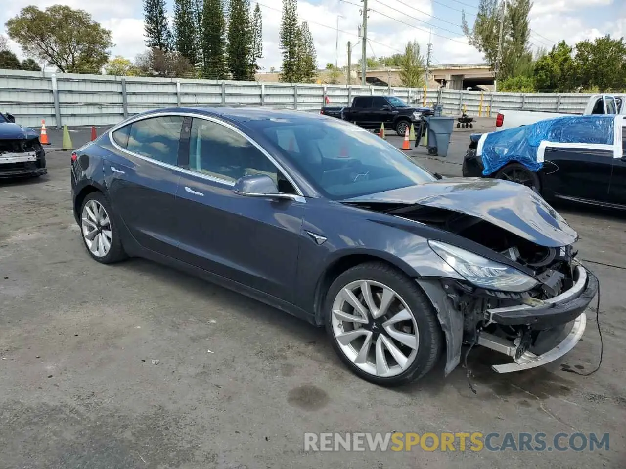 4 Photograph of a damaged car 5YJ3E1EA8KF436363 TESLA MODEL 3 2019
