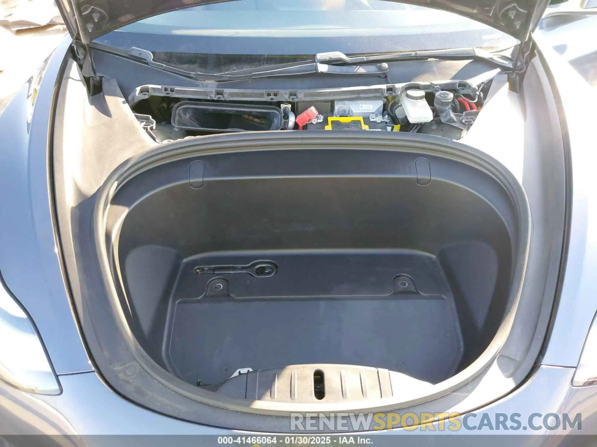10 Photograph of a damaged car 5YJ3E1EA8KF447296 TESLA MODEL 3 2019