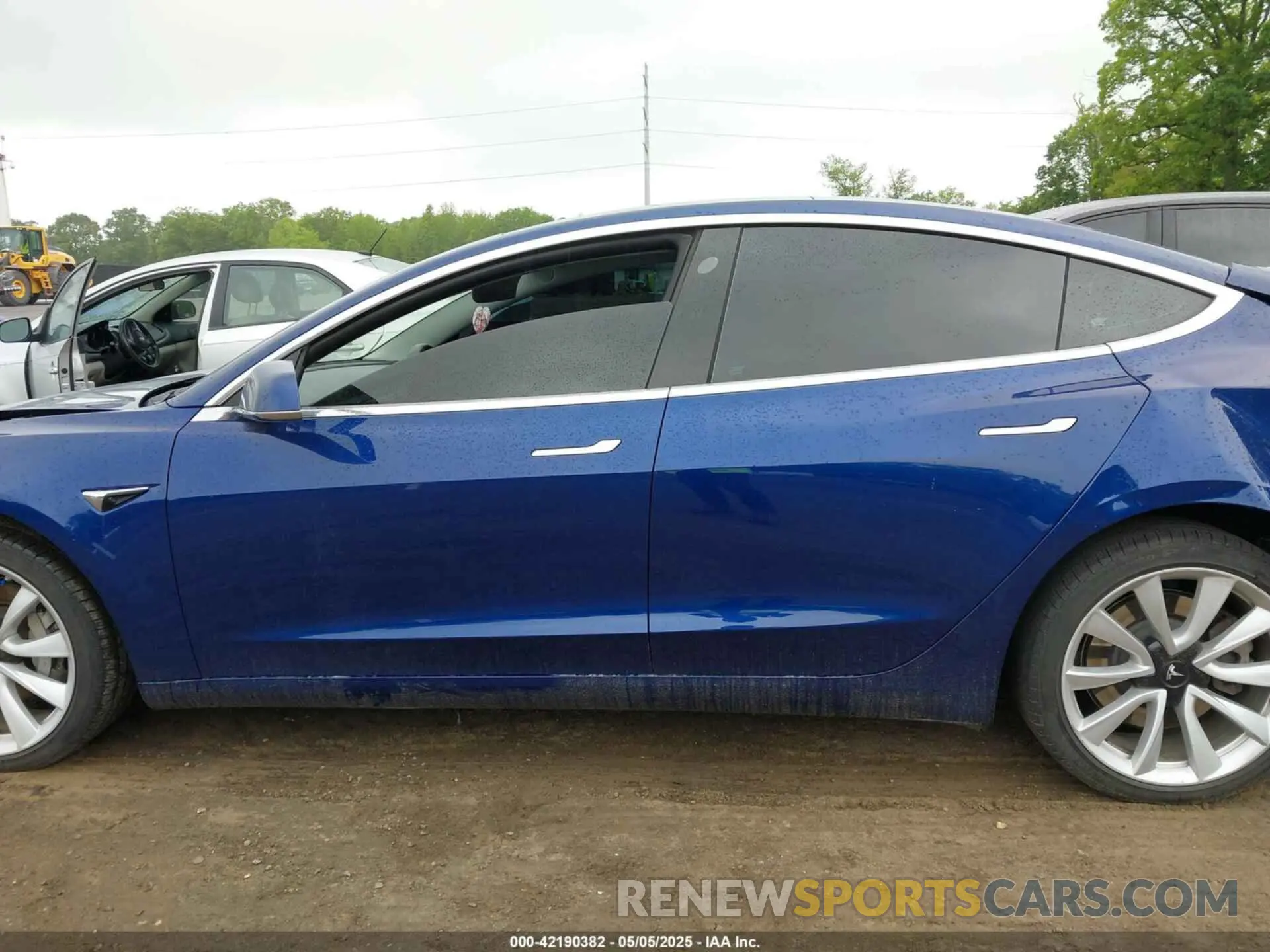 13 Photograph of a damaged car 5YJ3E1EA8KF447914 TESLA MODEL 3 2019