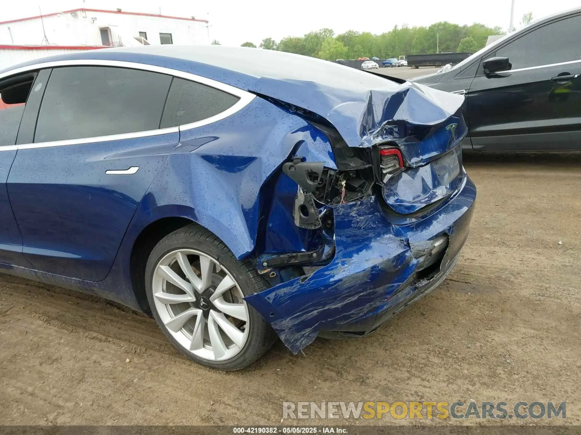 6 Photograph of a damaged car 5YJ3E1EA8KF447914 TESLA MODEL 3 2019