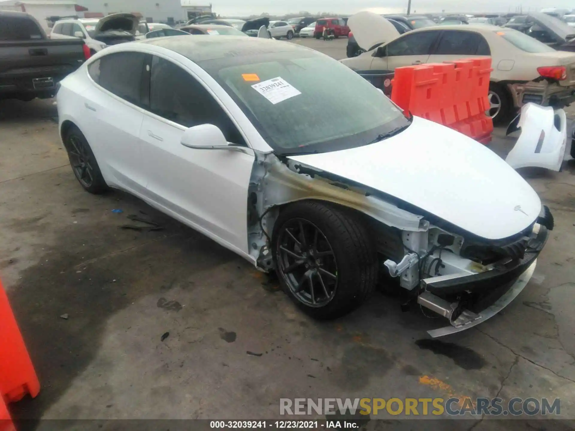 1 Photograph of a damaged car 5YJ3E1EA8KF485546 TESLA MODEL 3 2019