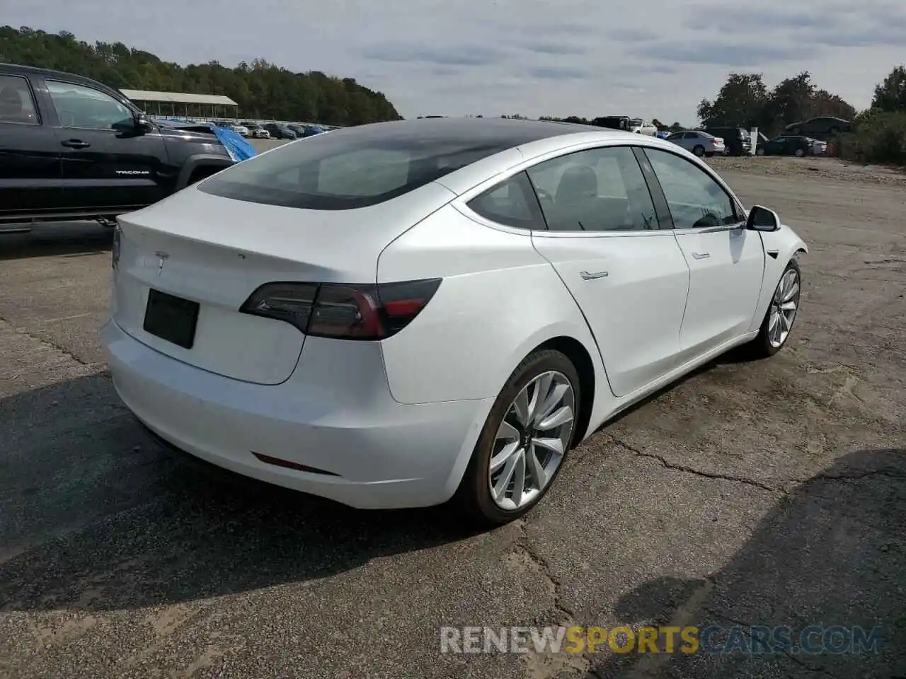 4 Photograph of a damaged car 5YJ3E1EA8KF529898 TESLA MODEL 3 2019