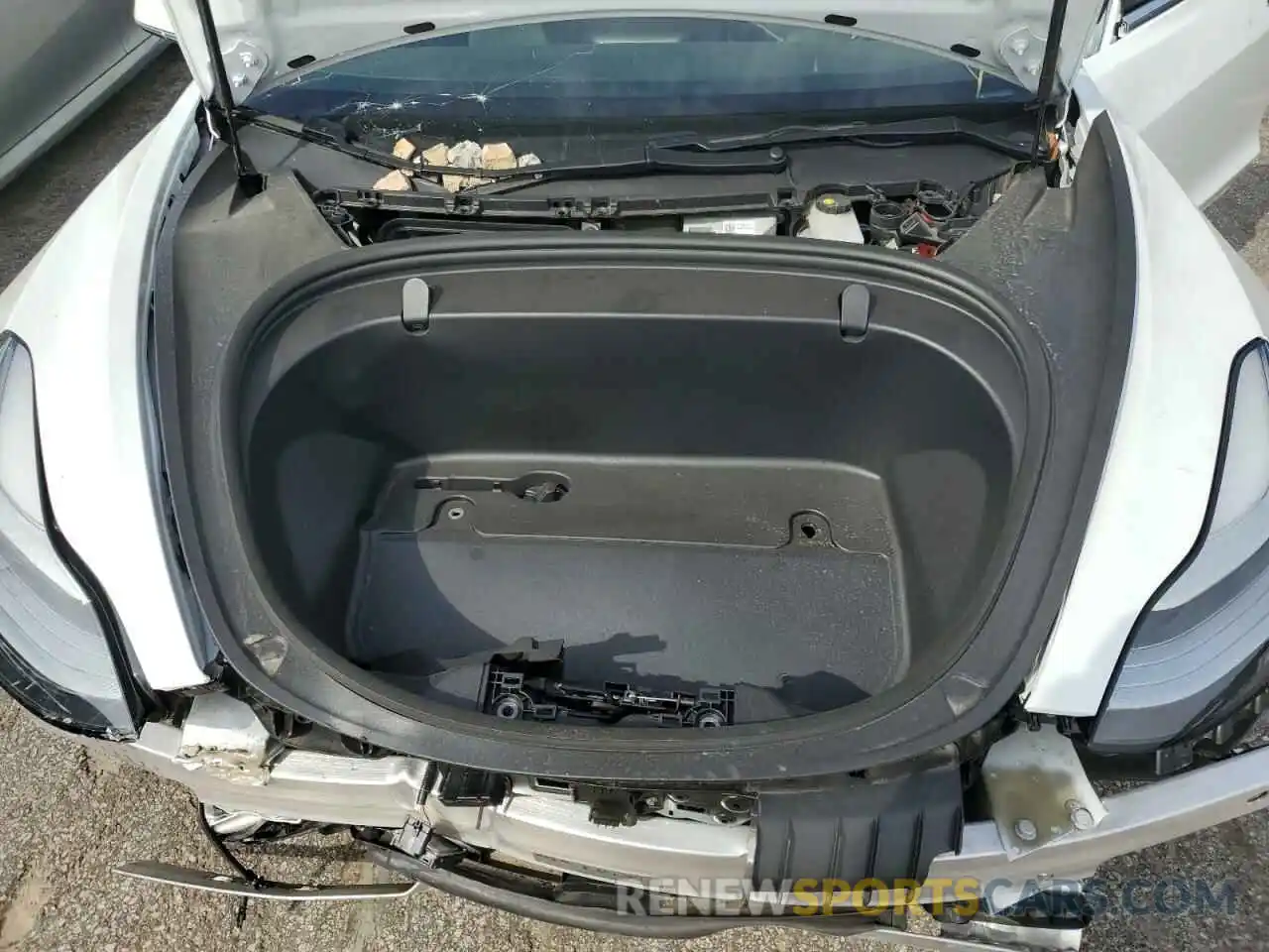 7 Photograph of a damaged car 5YJ3E1EA8KF529898 TESLA MODEL 3 2019