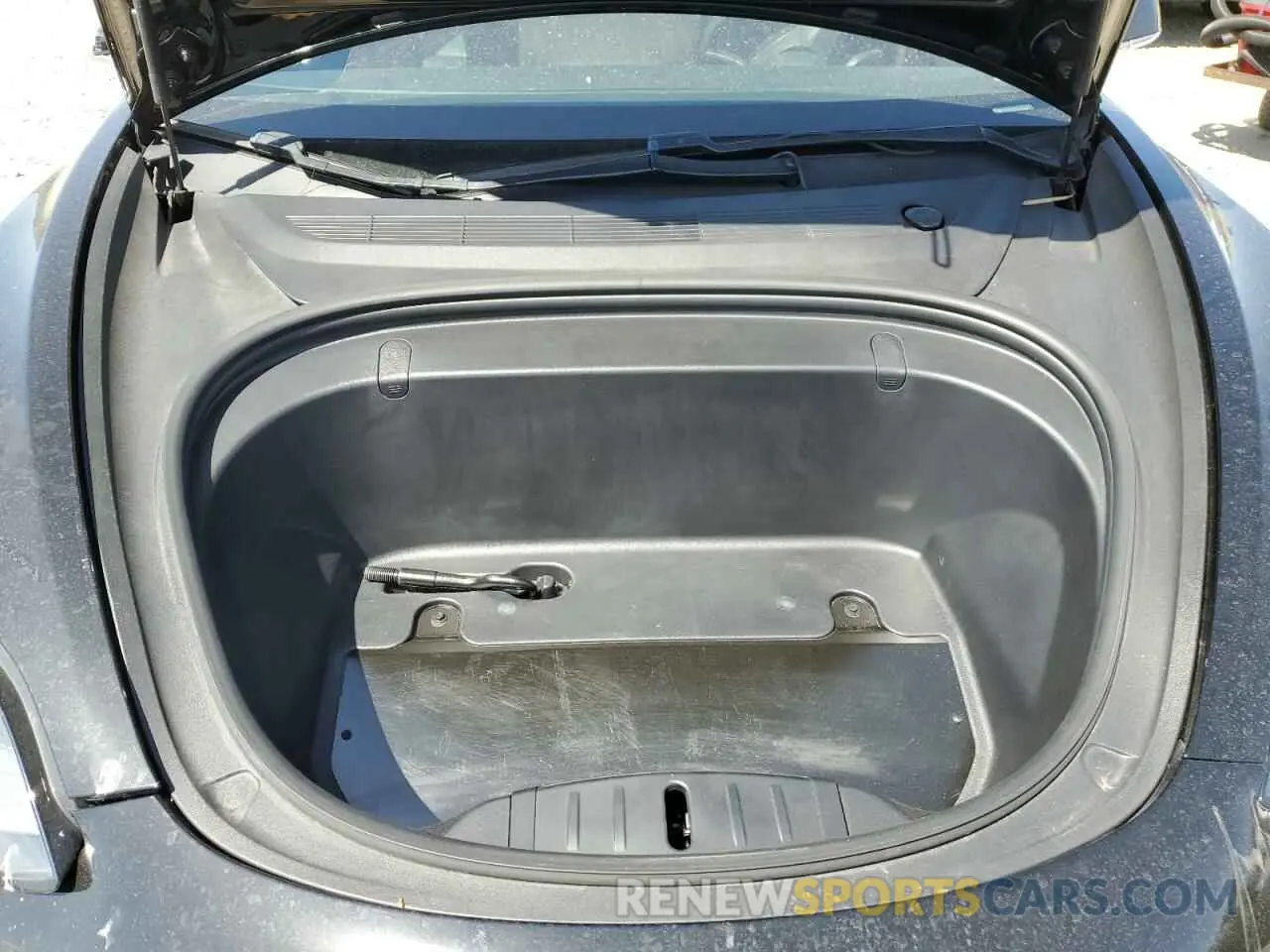 11 Photograph of a damaged car 5YJ3E1EA9KF304986 TESLA MODEL 3 2019