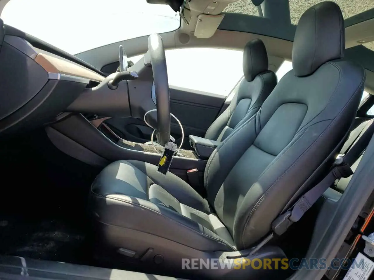 7 Photograph of a damaged car 5YJ3E1EA9KF304986 TESLA MODEL 3 2019