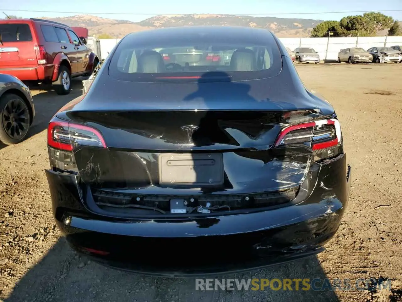6 Photograph of a damaged car 5YJ3E1EA9KF305555 TESLA MODEL 3 2019