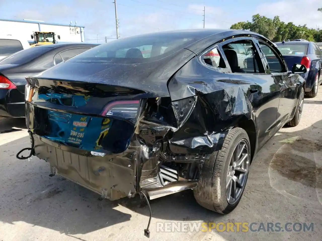 4 Photograph of a damaged car 5YJ3E1EA9KF306978 TESLA MODEL 3 2019