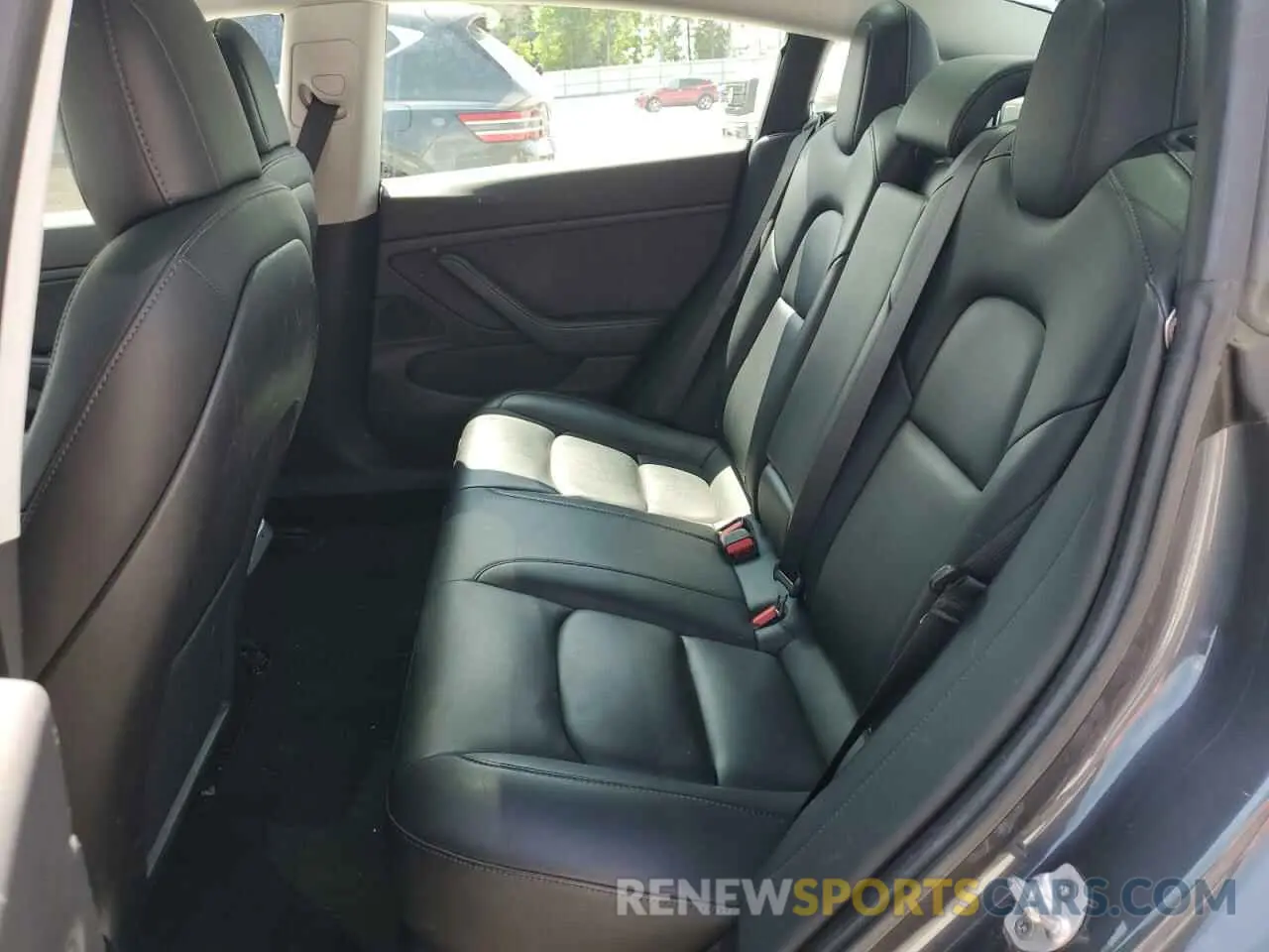 10 Photograph of a damaged car 5YJ3E1EA9KF314367 TESLA MODEL 3 2019
