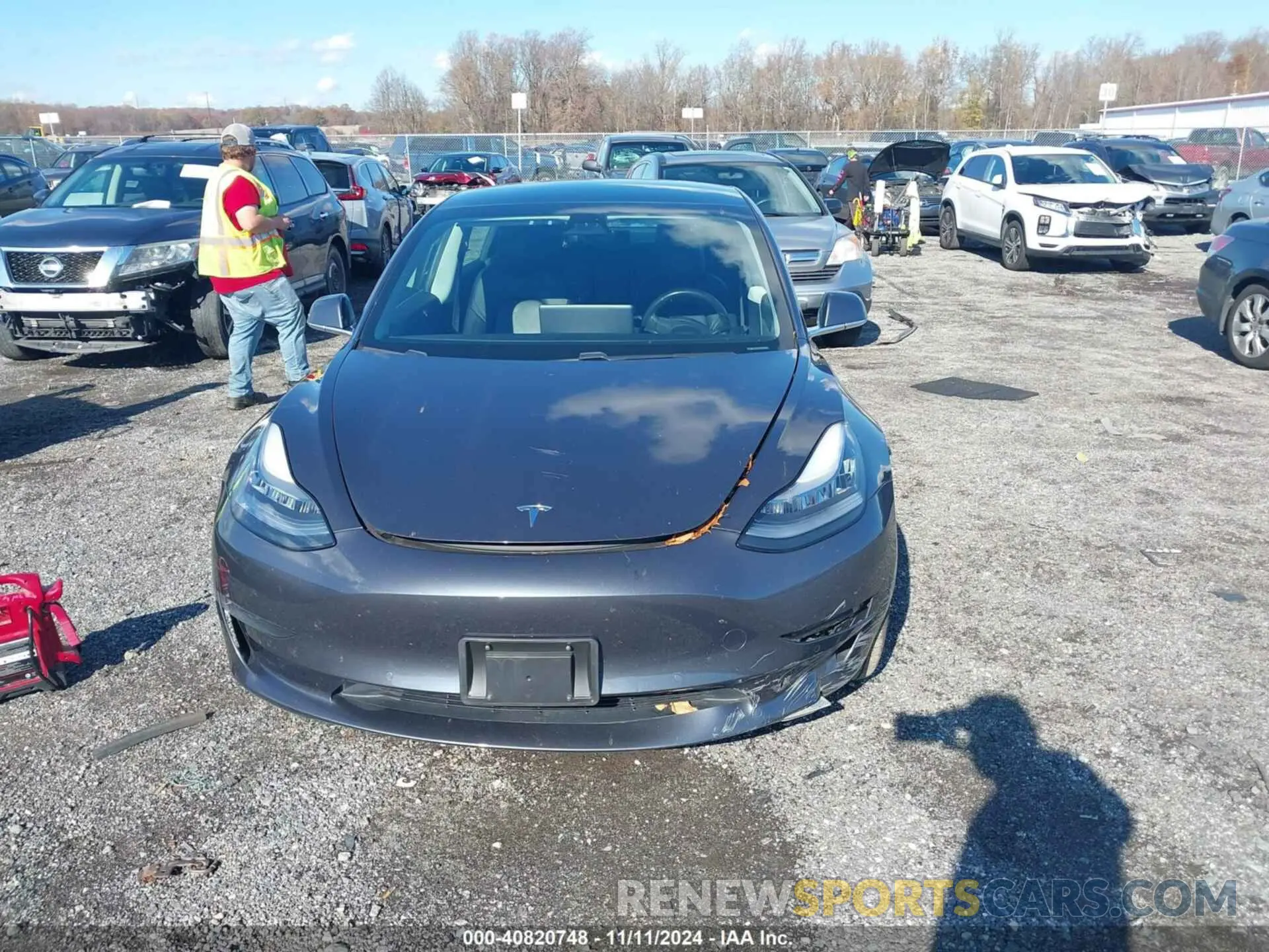 12 Photograph of a damaged car 5YJ3E1EA9KF316670 TESLA MODEL 3 2019