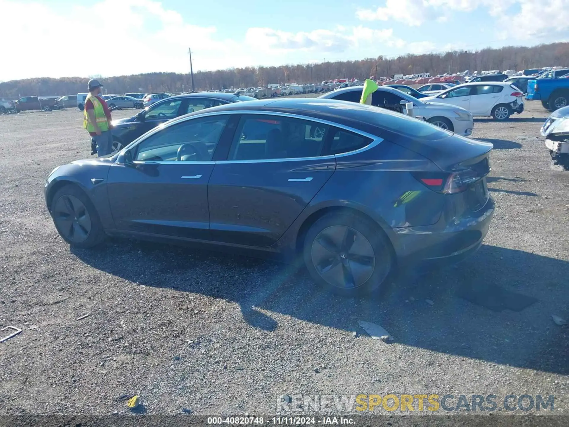 14 Photograph of a damaged car 5YJ3E1EA9KF316670 TESLA MODEL 3 2019