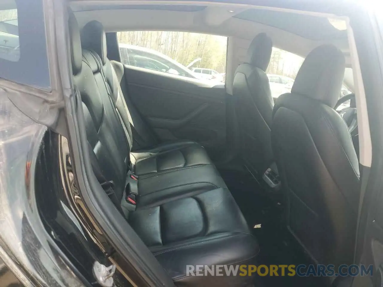 10 Photograph of a damaged car 5YJ3E1EA9KF321593 TESLA MODEL 3 2019