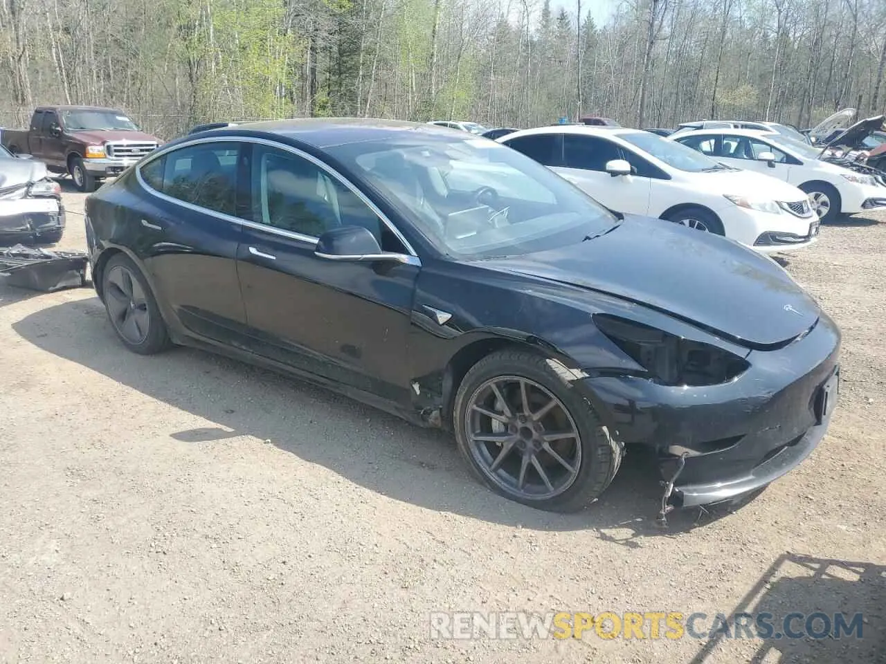 4 Photograph of a damaged car 5YJ3E1EA9KF321593 TESLA MODEL 3 2019