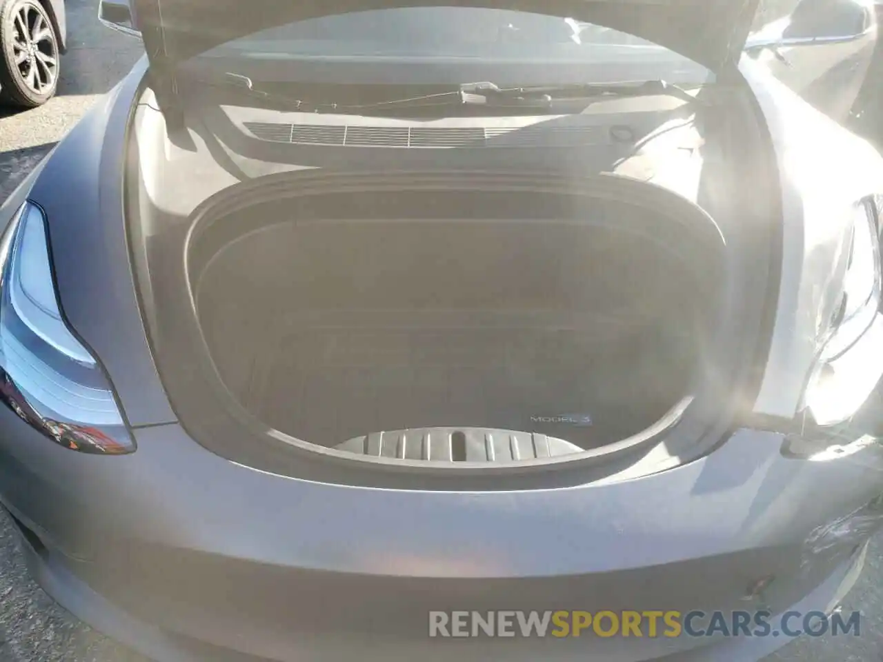 11 Photograph of a damaged car 5YJ3E1EA9KF324252 TESLA MODEL 3 2019