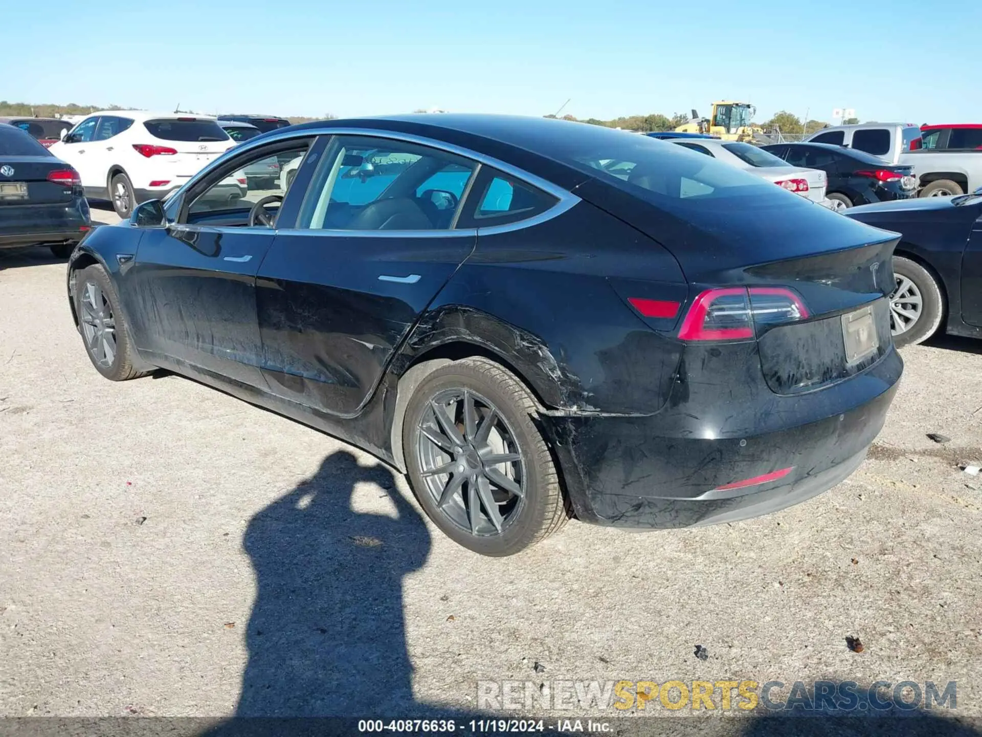 3 Photograph of a damaged car 5YJ3E1EA9KF394673 TESLA MODEL 3 2019