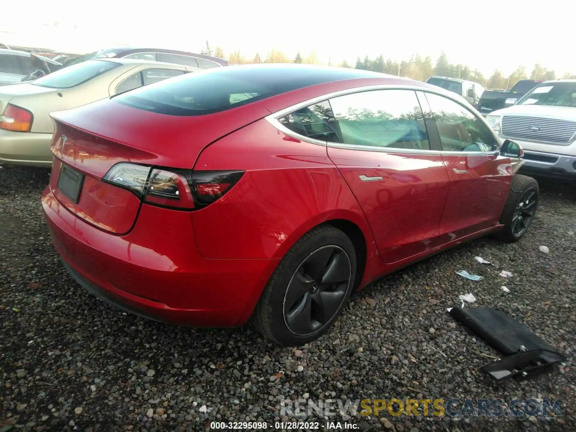 4 Photograph of a damaged car 5YJ3E1EA9KF396522 TESLA MODEL 3 2019