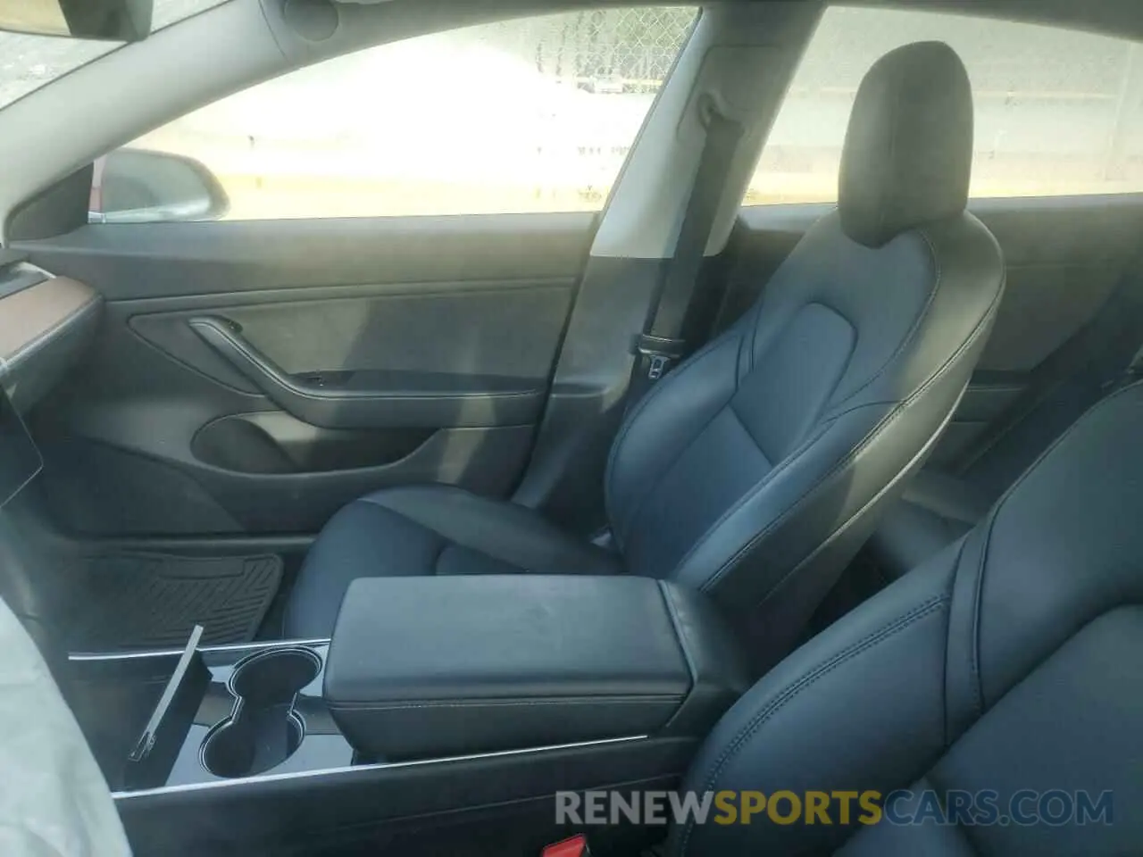 7 Photograph of a damaged car 5YJ3E1EA9KF396570 TESLA MODEL 3 2019