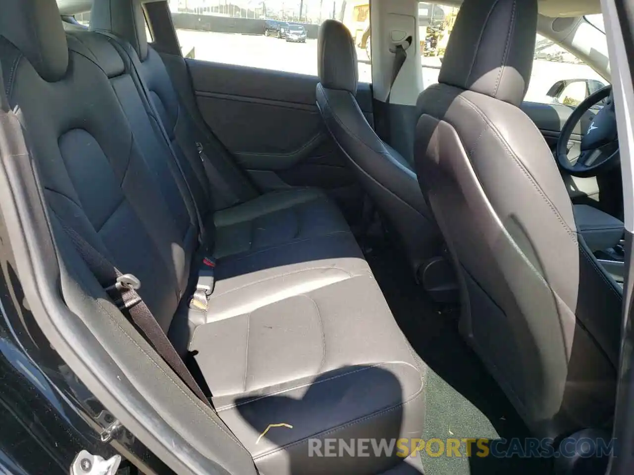 6 Photograph of a damaged car 5YJ3E1EA9KF397847 TESLA MODEL 3 2019