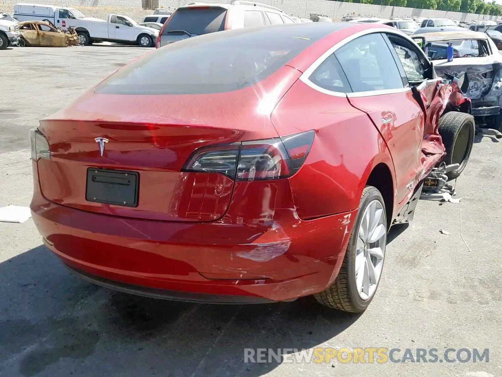 4 Photograph of a damaged car 5YJ3E1EA9KF402092 TESLA MODEL 3 2019