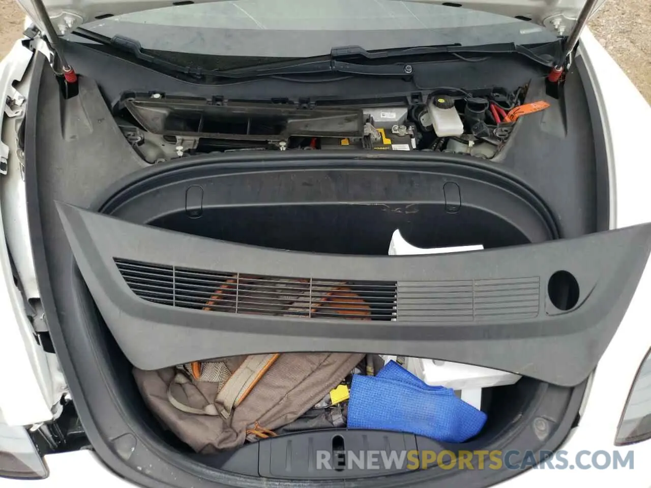 11 Photograph of a damaged car 5YJ3E1EA9KF407549 TESLA MODEL 3 2019