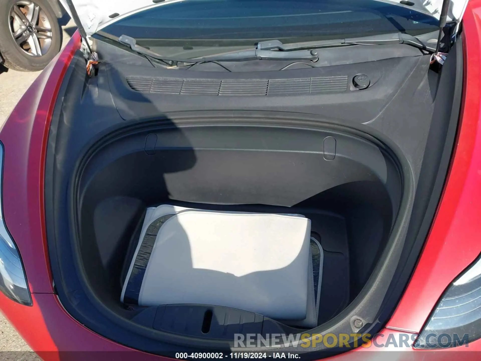 10 Photograph of a damaged car 5YJ3E1EA9KF413156 TESLA MODEL 3 2019