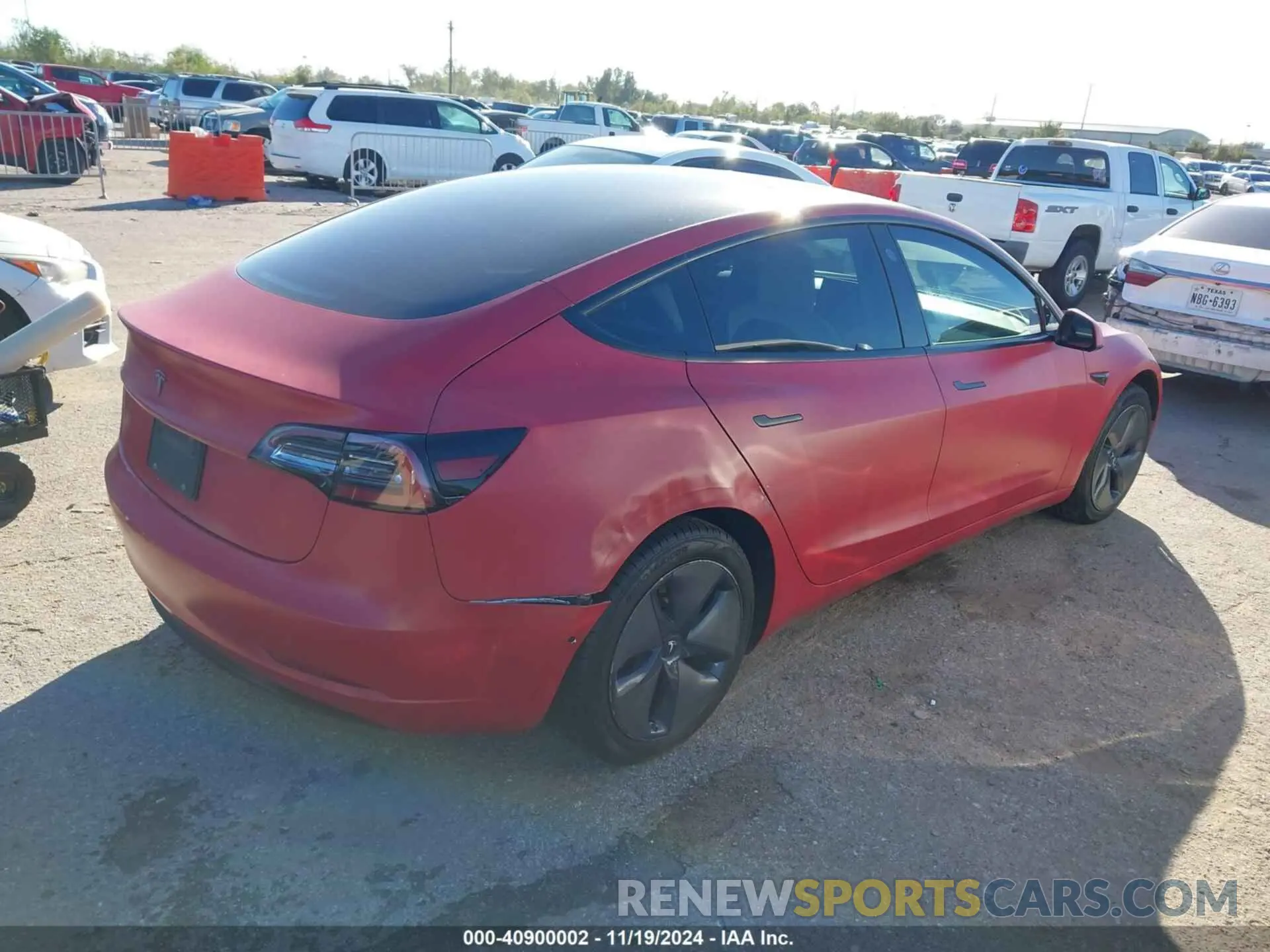 4 Photograph of a damaged car 5YJ3E1EA9KF413156 TESLA MODEL 3 2019