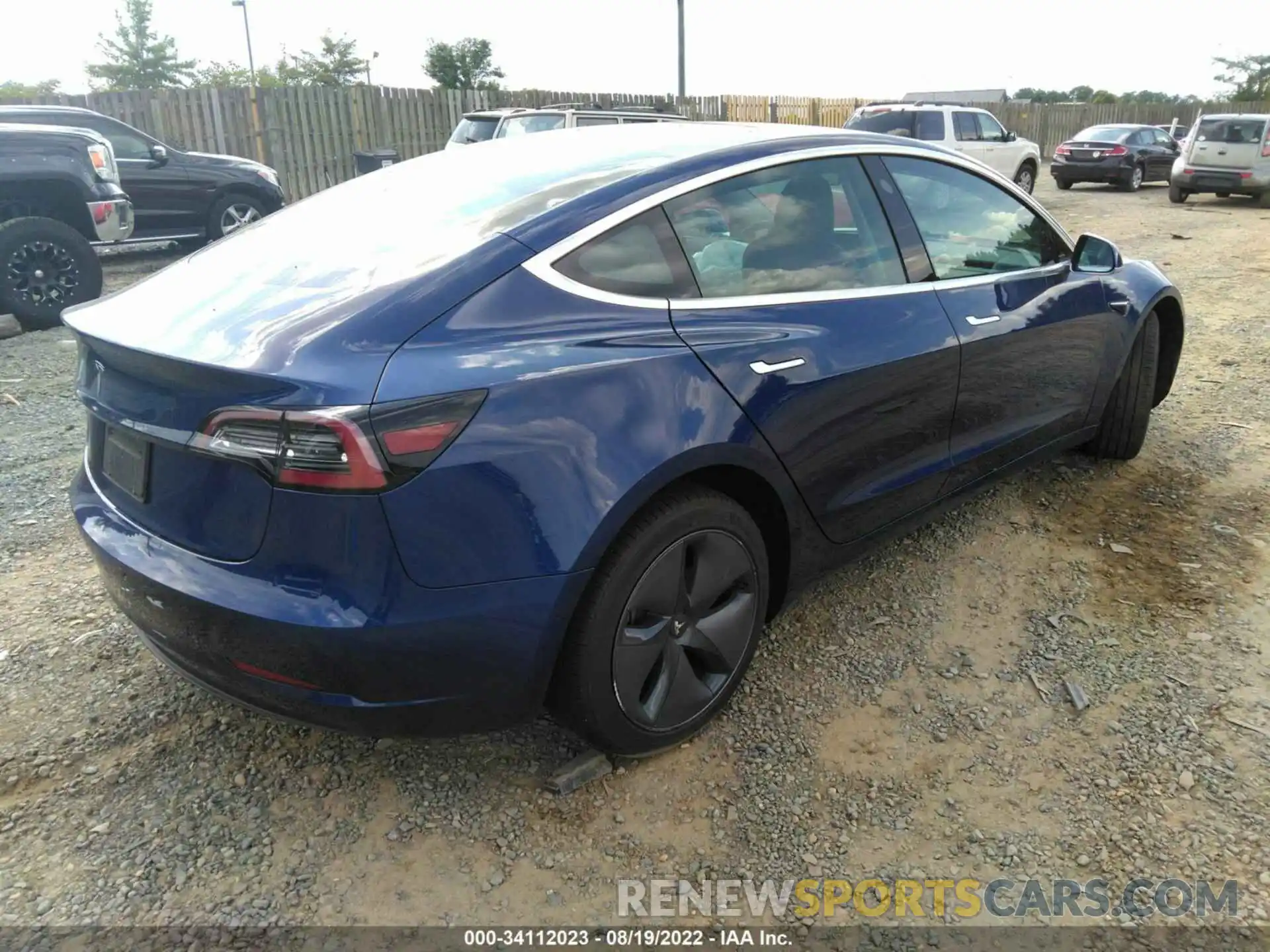 4 Photograph of a damaged car 5YJ3E1EA9KF428806 TESLA MODEL 3 2019