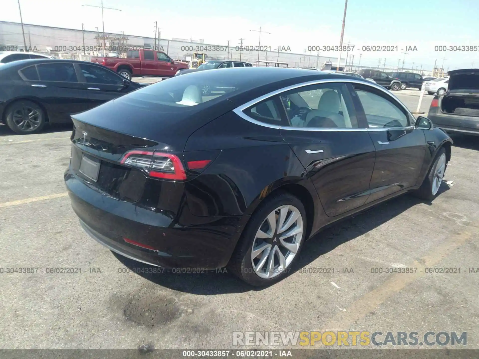 4 Photograph of a damaged car 5YJ3E1EA9KF445153 TESLA MODEL 3 2019