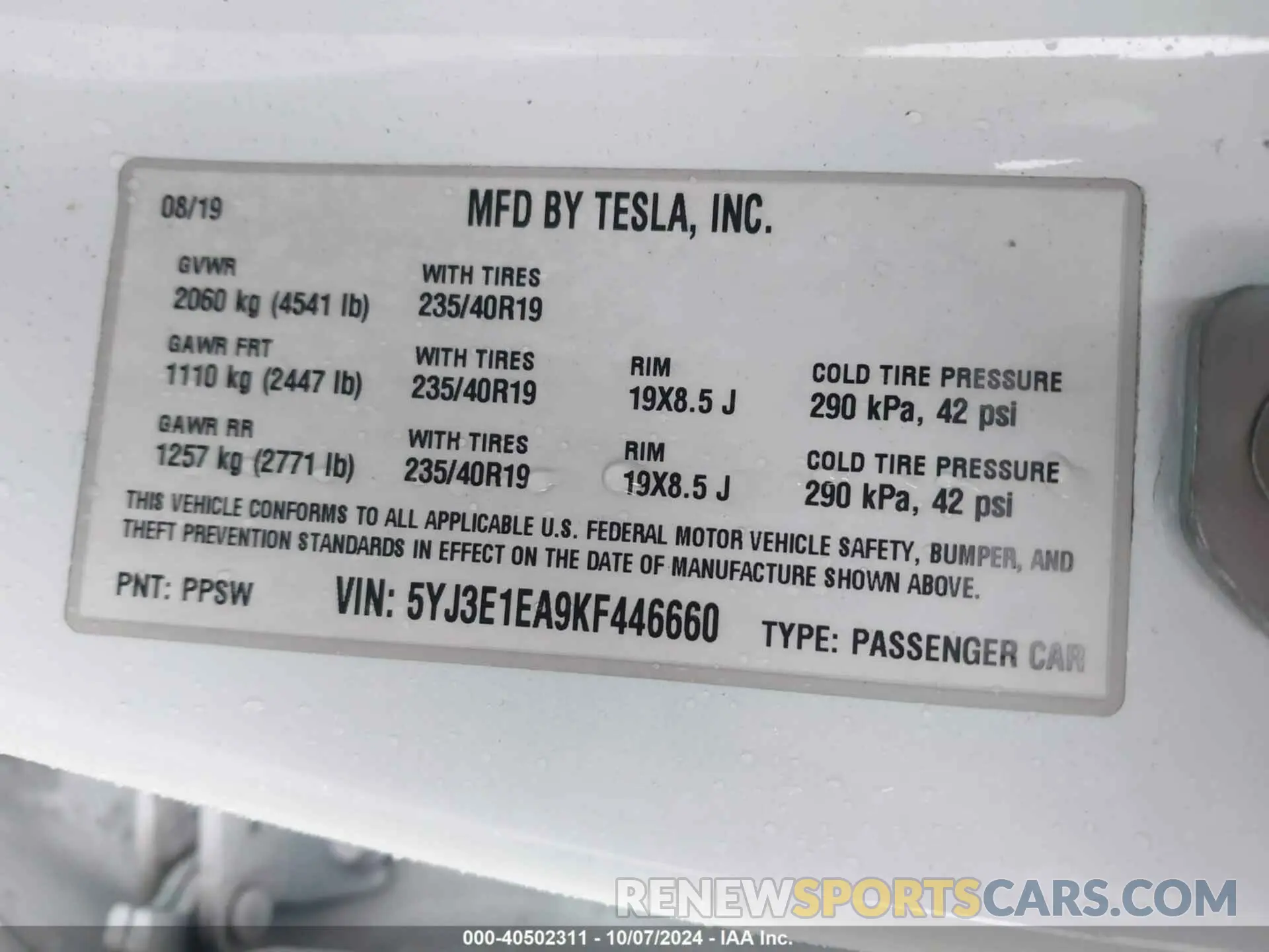 9 Photograph of a damaged car 5YJ3E1EA9KF446660 TESLA MODEL 3 2019