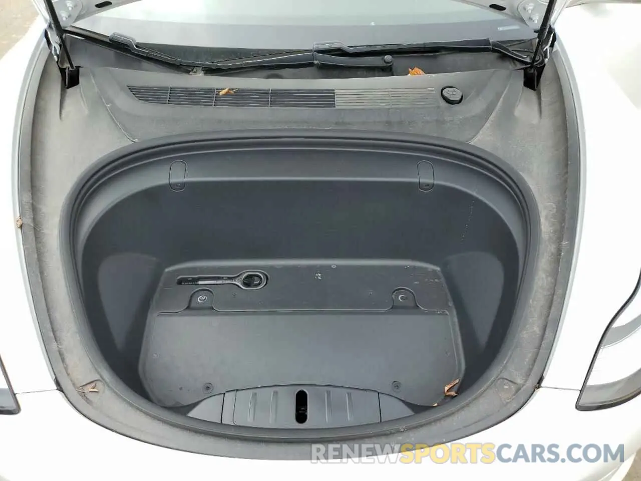 11 Photograph of a damaged car 5YJ3E1EA9KF464589 TESLA MODEL 3 2019