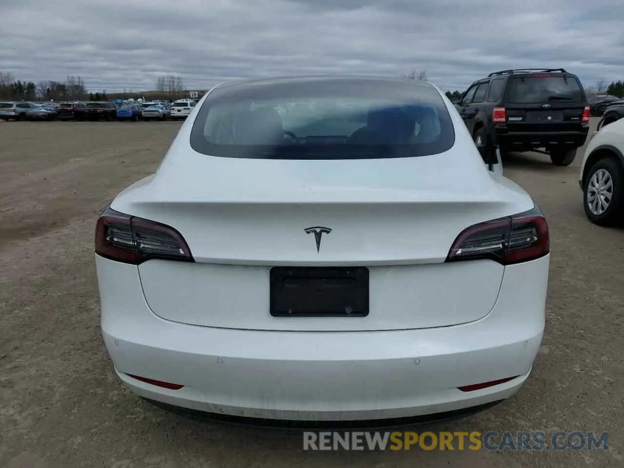 6 Photograph of a damaged car 5YJ3E1EA9KF464589 TESLA MODEL 3 2019