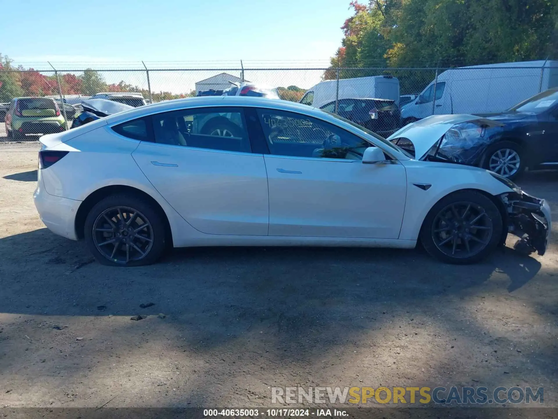 13 Photograph of a damaged car 5YJ3E1EA9KF483479 TESLA MODEL 3 2019