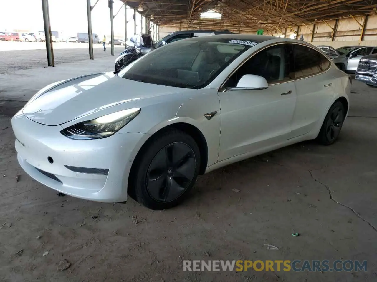 1 Photograph of a damaged car 5YJ3E1EA9KF485104 TESLA MODEL 3 2019