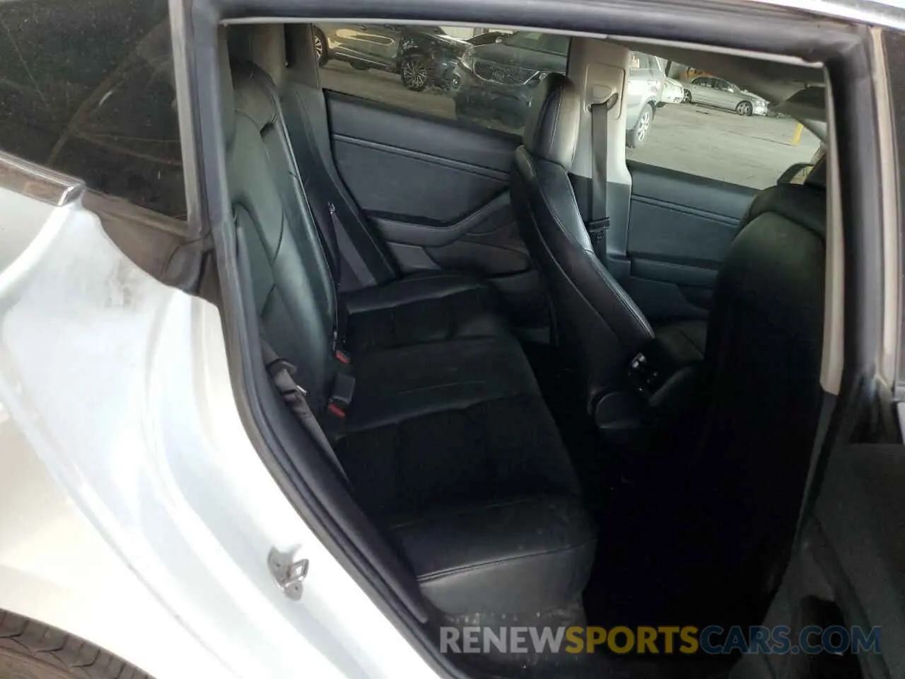 10 Photograph of a damaged car 5YJ3E1EA9KF485104 TESLA MODEL 3 2019