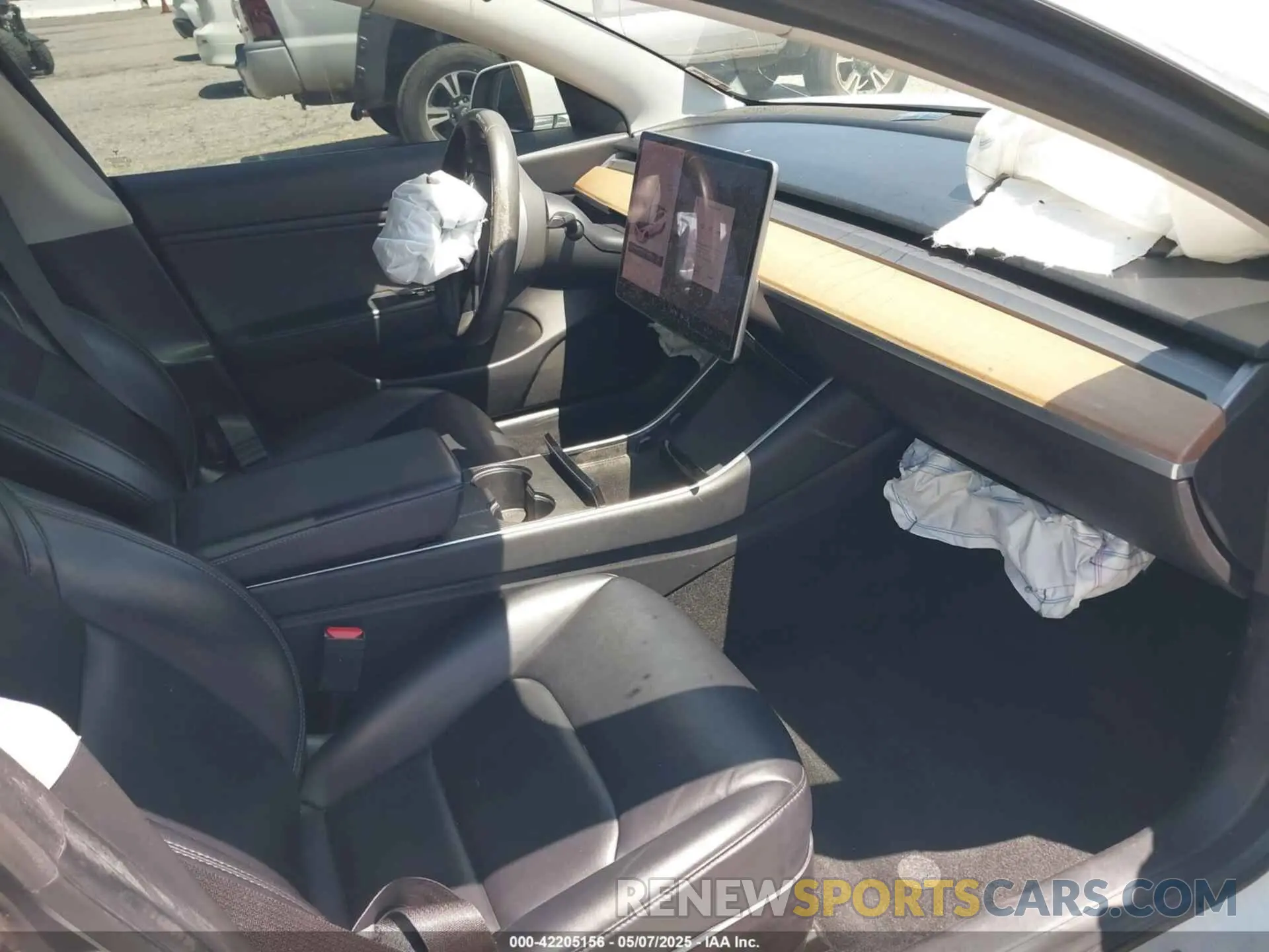 5 Photograph of a damaged car 5YJ3E1EA9KF485278 TESLA MODEL 3 2019