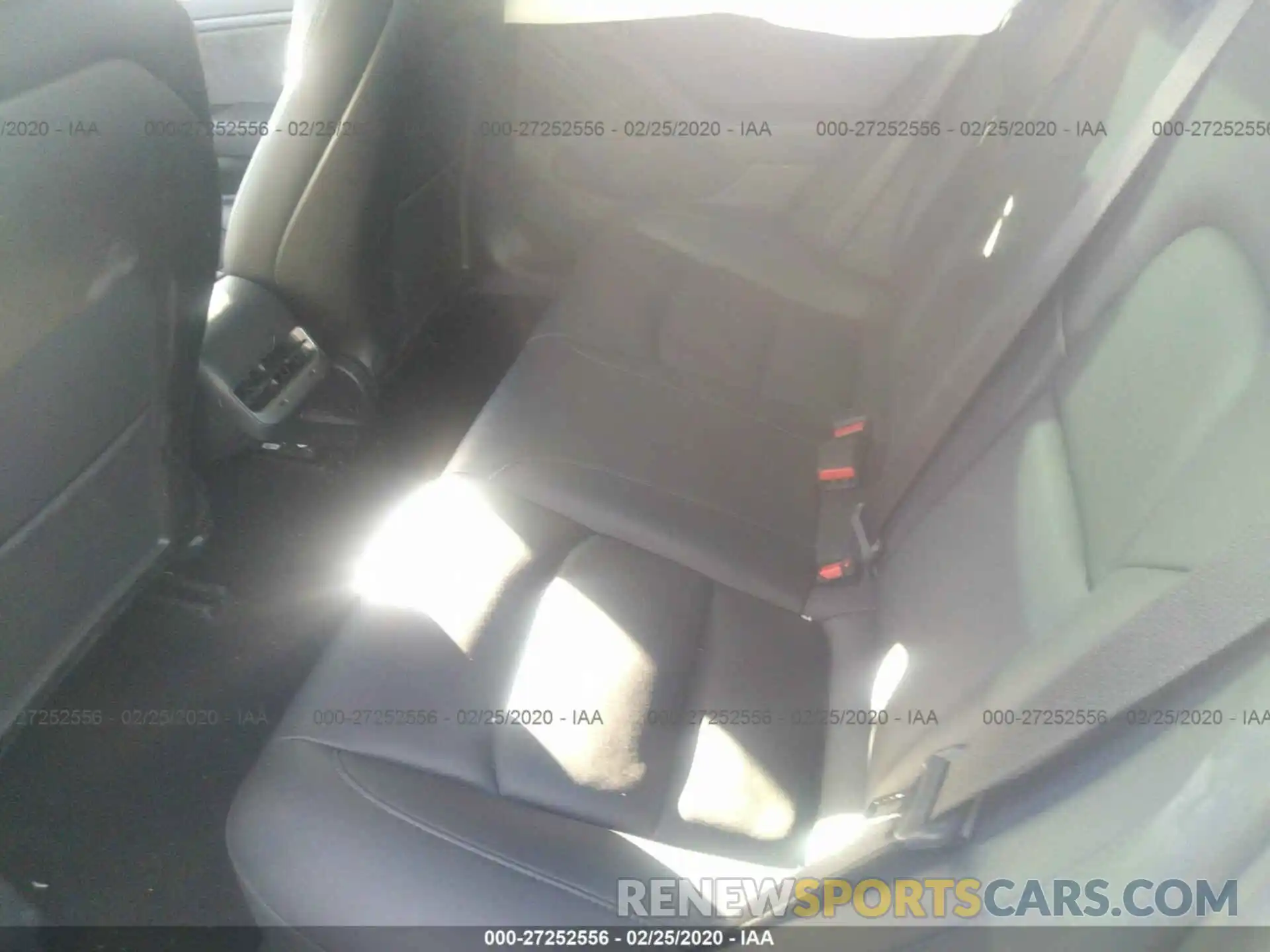 8 Photograph of a damaged car 5YJ3E1EA9KF485975 TESLA MODEL 3 2019