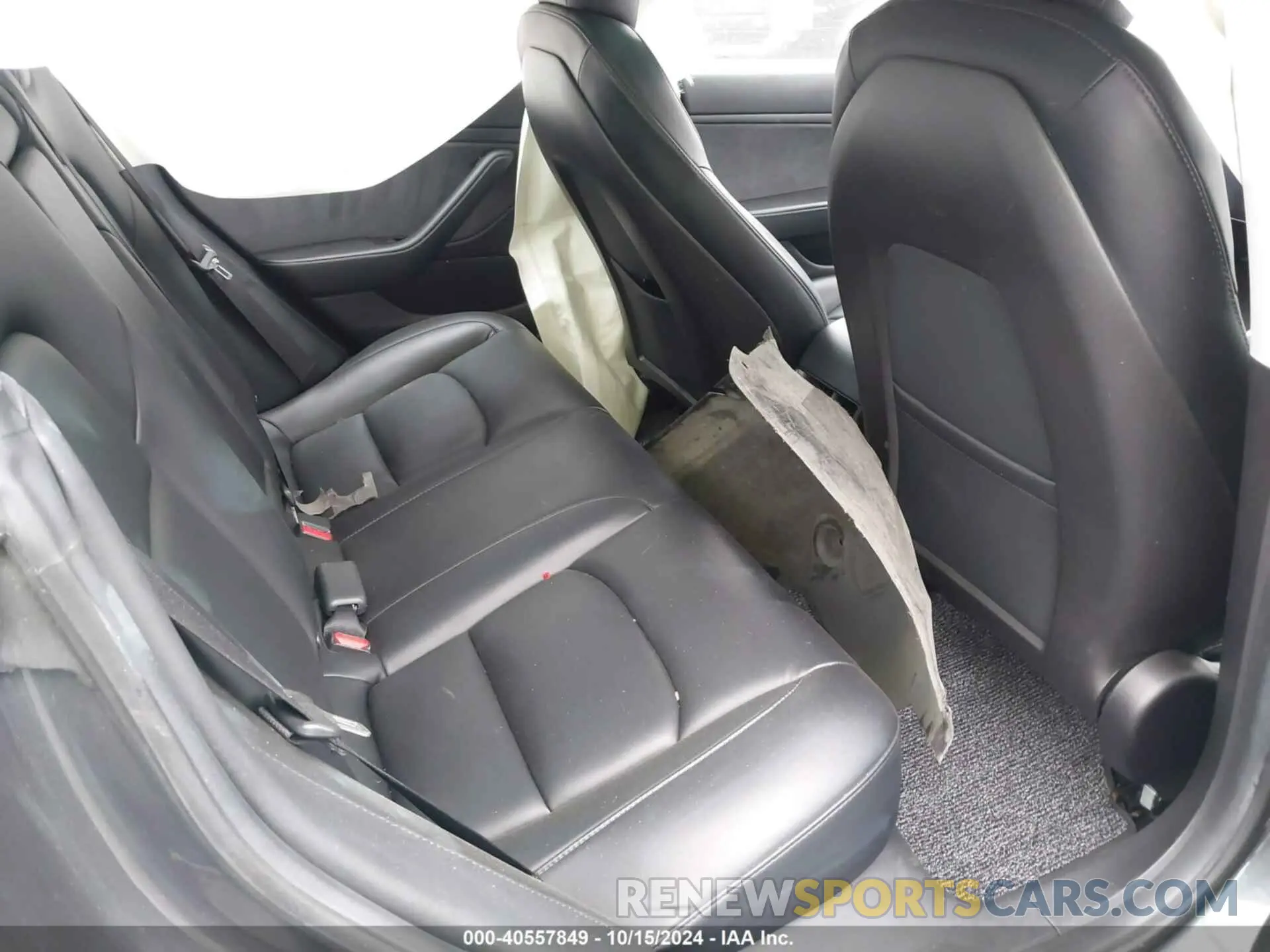 8 Photograph of a damaged car 5YJ3E1EA9KF495289 TESLA MODEL 3 2019