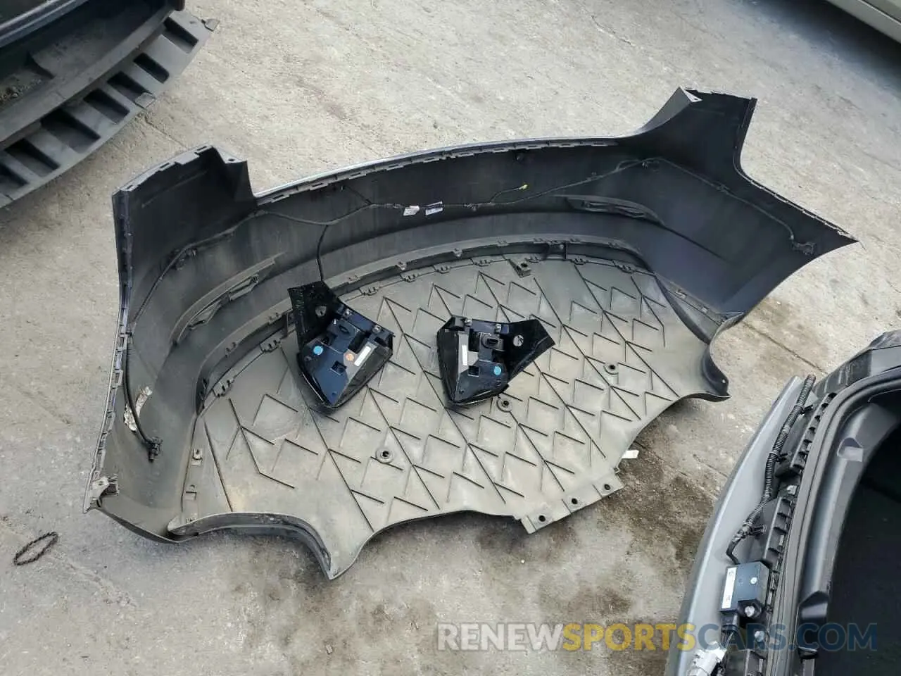 12 Photograph of a damaged car 5YJ3E1EAXKF190948 TESLA MODEL 3 2019