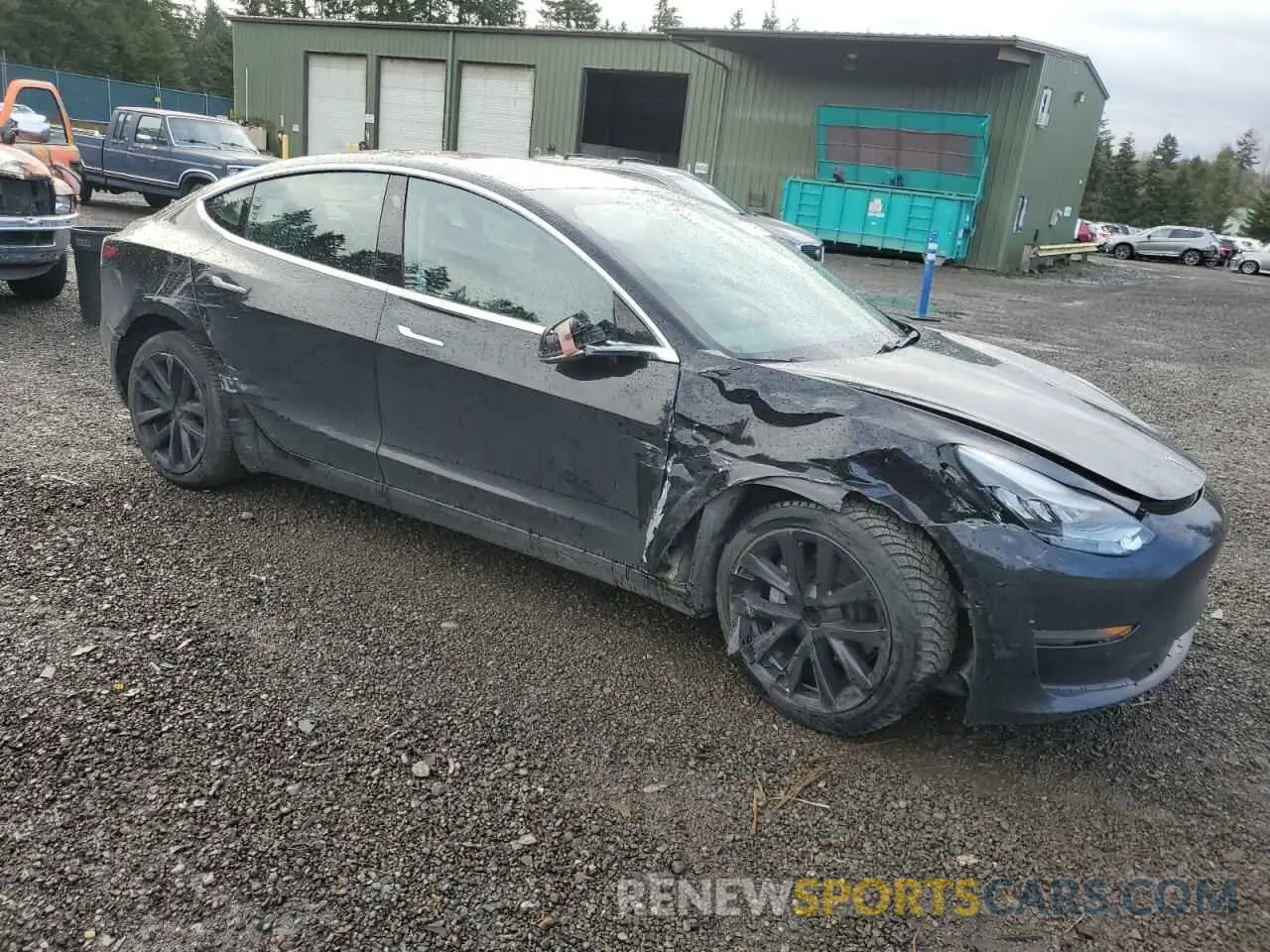 4 Photograph of a damaged car 5YJ3E1EAXKF305080 TESLA MODEL 3 2019