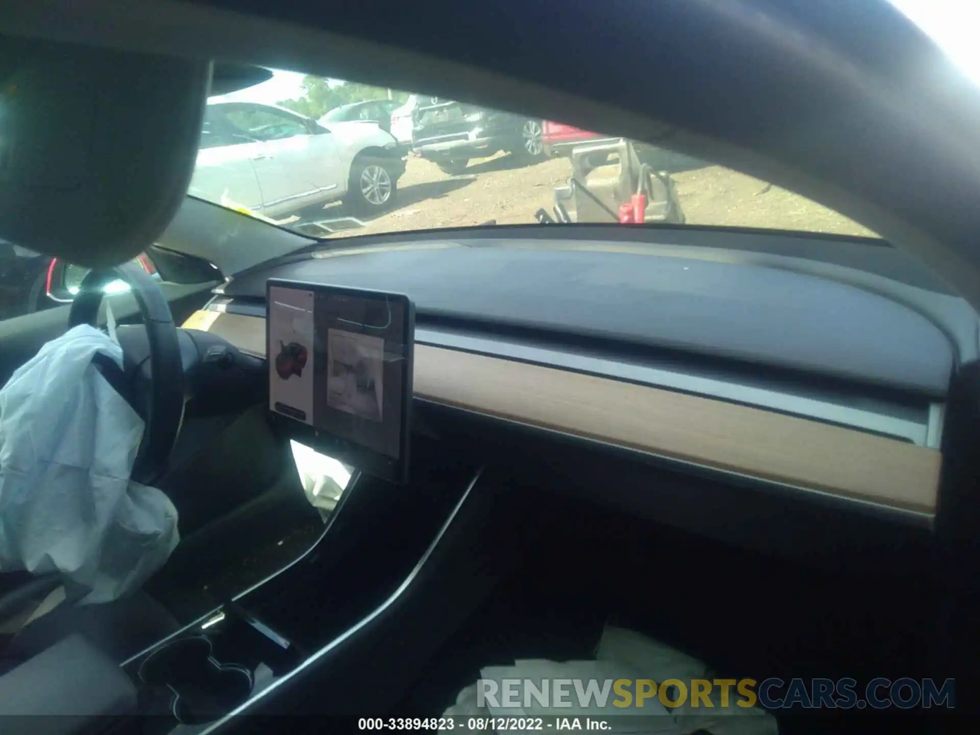 5 Photograph of a damaged car 5YJ3E1EAXKF308576 TESLA MODEL 3 2019